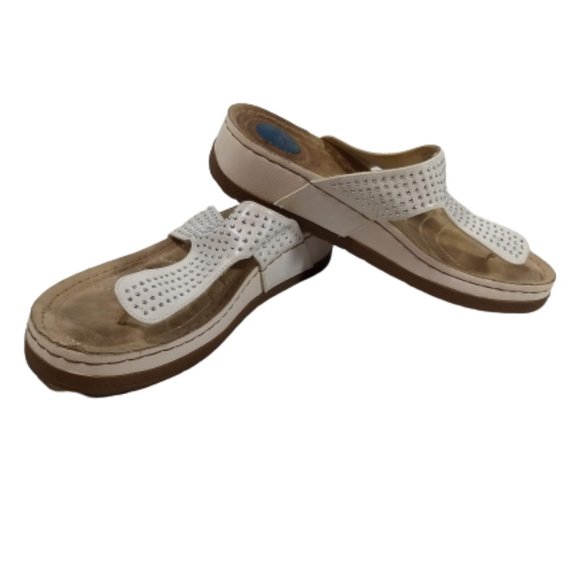 Cliffs Chelsea White and Silver Sandals Women's Size 10M - Picture 5 of 7